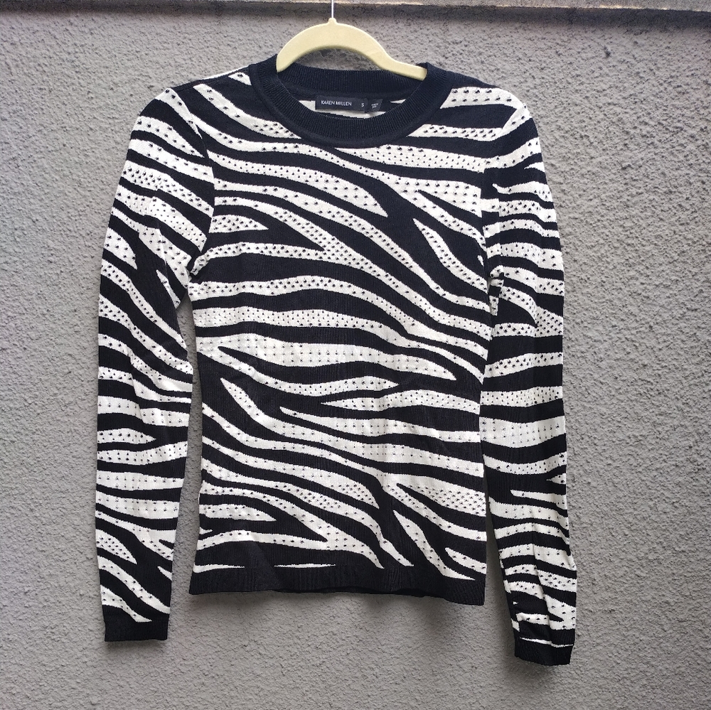 Women's sweater